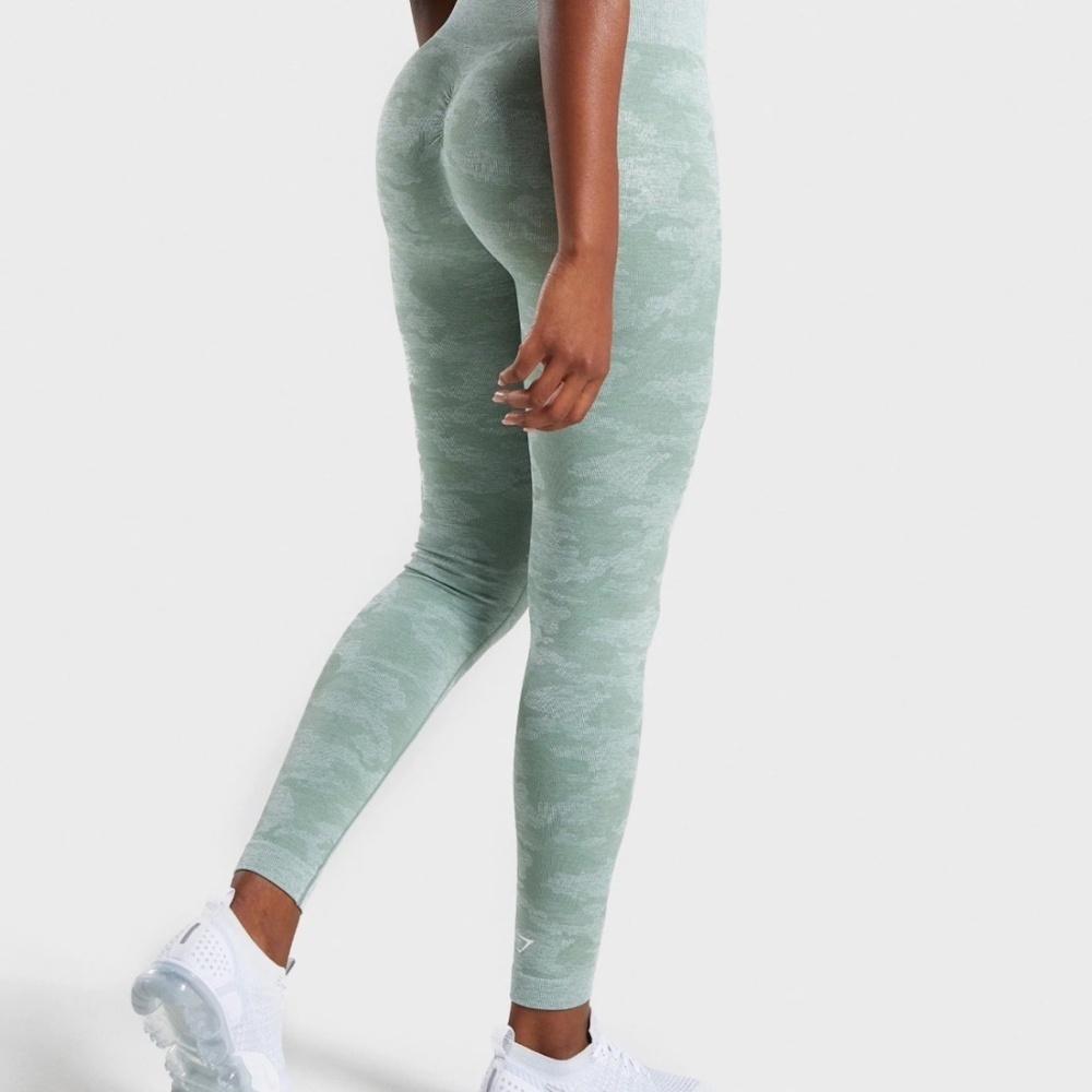 GYMSHARK CAMO SEAMLESS LEGGINGS SAGE GREEN/GREY WOMENS SZ XS/S - Picture 2 of 8